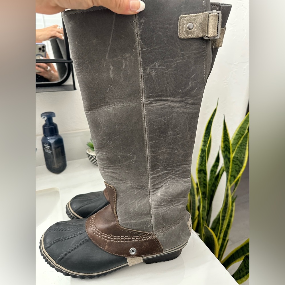 Sorel boots gently used size 8.5